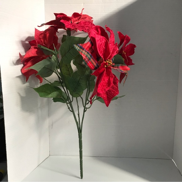 Red silk poinsettia foliage for indoor or outdoor holiday decoration - Picture 4 of 13